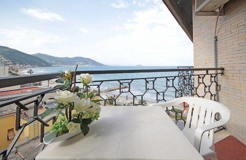 Hotel Aquilia Laigueglia Buitenkant foto