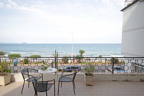 Hotel Aquilia Laigueglia Buitenkant foto